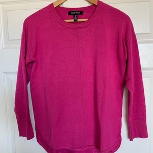 Ellen Tracy sweater, size M